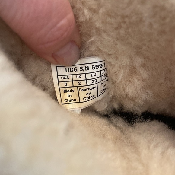 UGG Bailey button boots - Picture 8 of 8